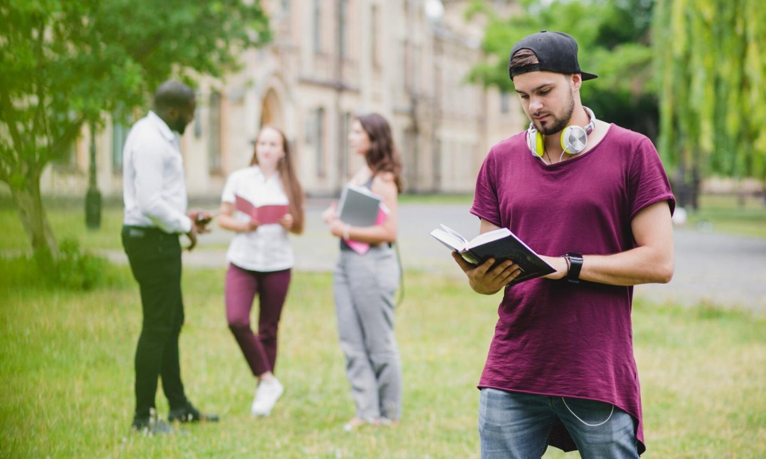 Finanzgespräch mit Teilnehmern des Programms